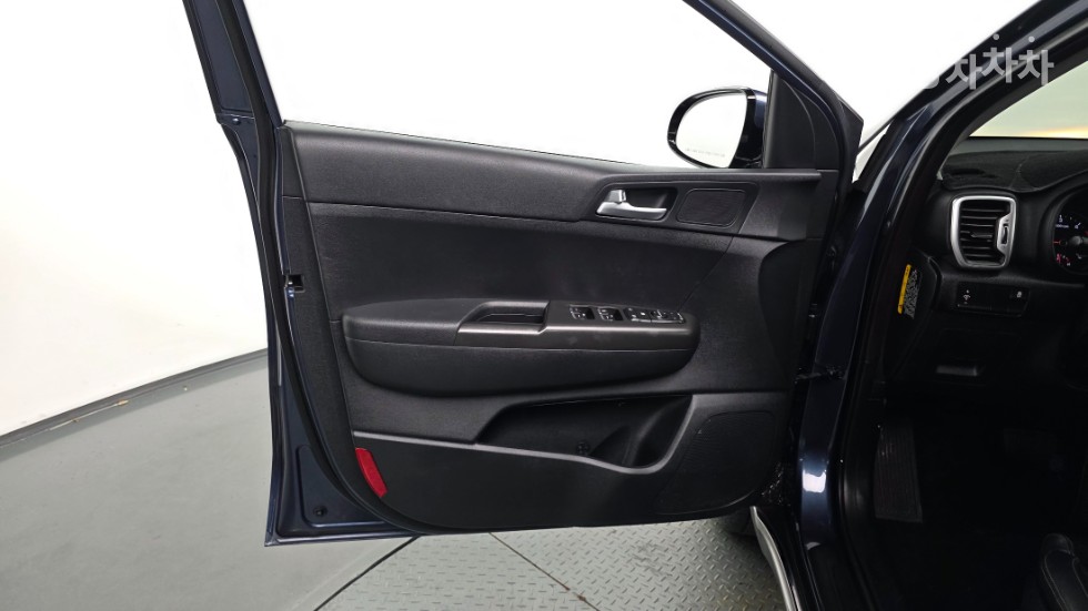 Kia Sportage — miniaturë 12