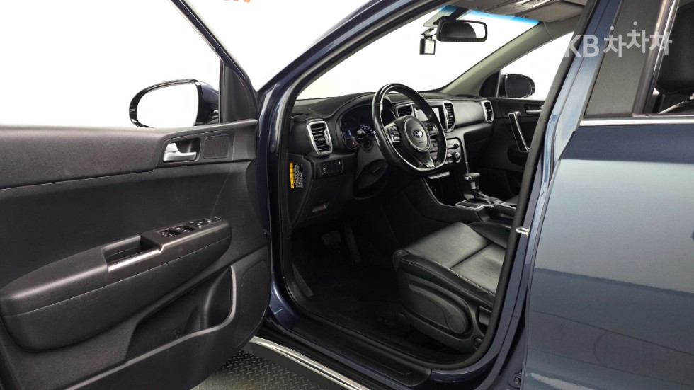 Kia Sportage — miniaturë 13
