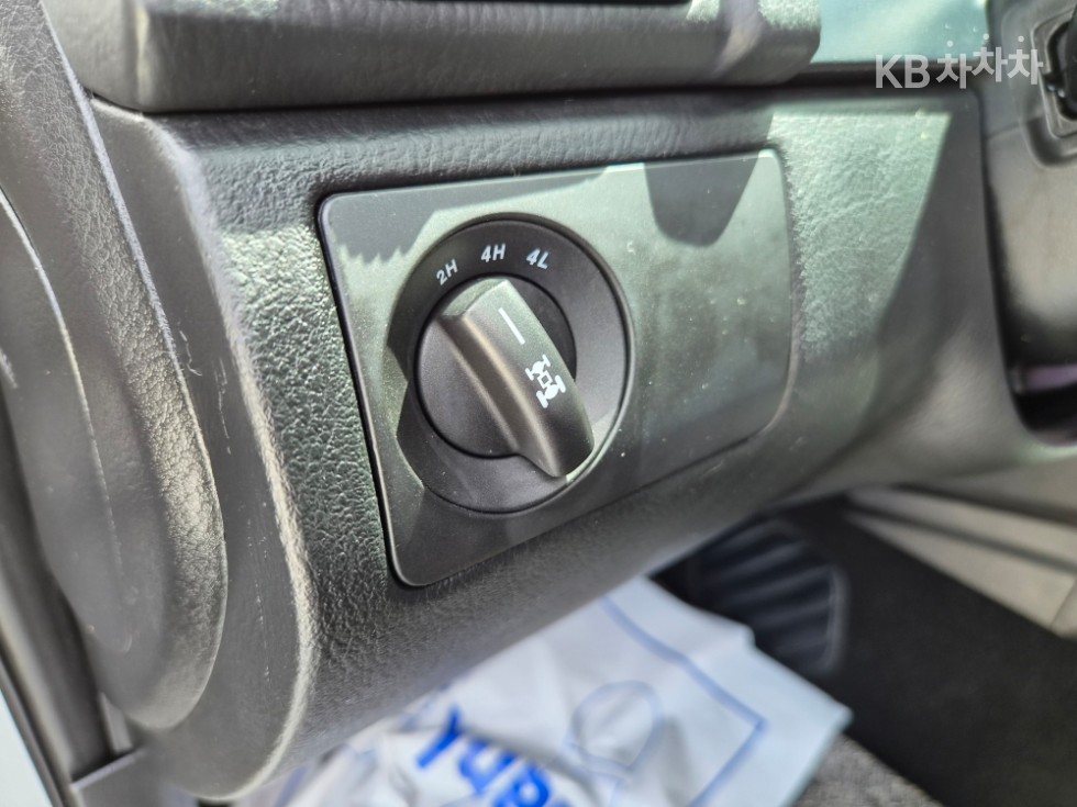 SsangYong Rexton Sports — miniaturë 11