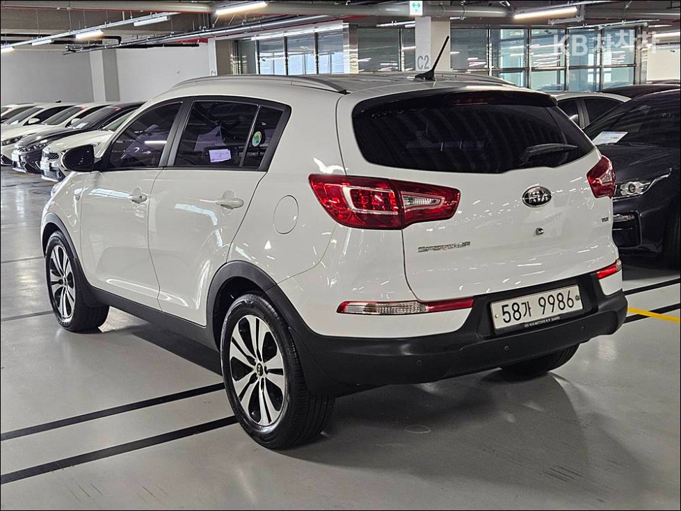 Kia Sportage — miniaturë 4