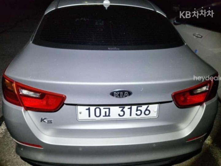 Kia K5 — miniaturë 2