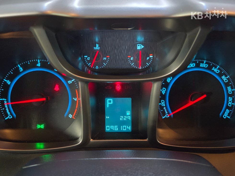 Chevrolet Orlando — miniaturë 7