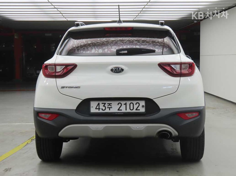 Kia Stonic — miniaturë 3