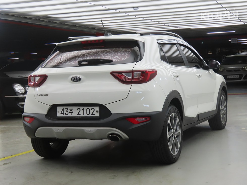 Kia Stonic — miniaturë 4