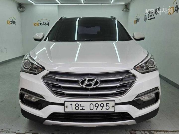 Hyundai Santa Fe 디젤 R2.0 2WD 5인승 익스클루시브 기본 — foto 1