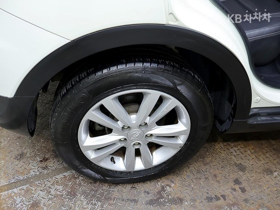 SsangYong Tivoli — miniaturë 8
