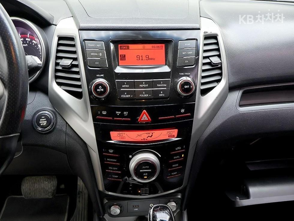 SsangYong Tivoli — miniaturë 9