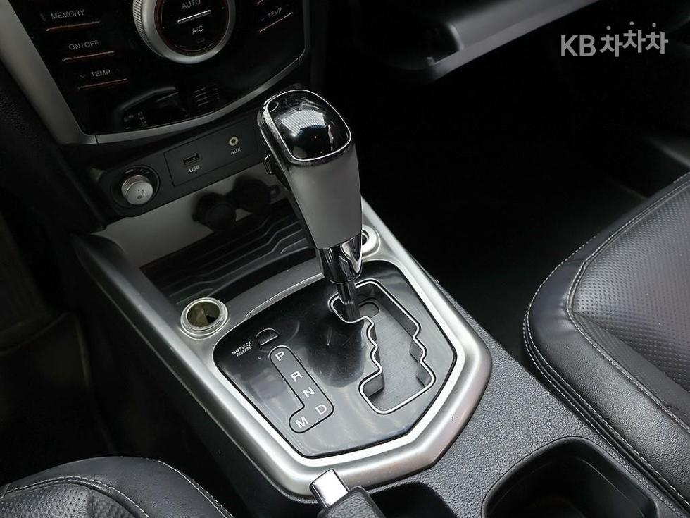 SsangYong Tivoli — miniaturë 10