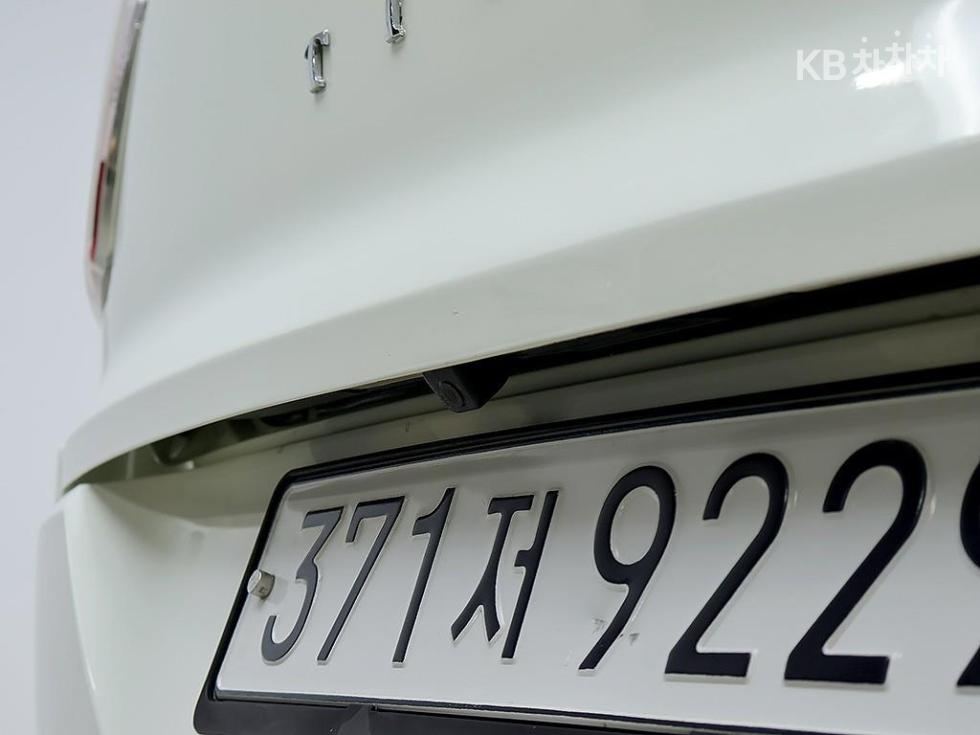 SsangYong Tivoli — miniaturë 17