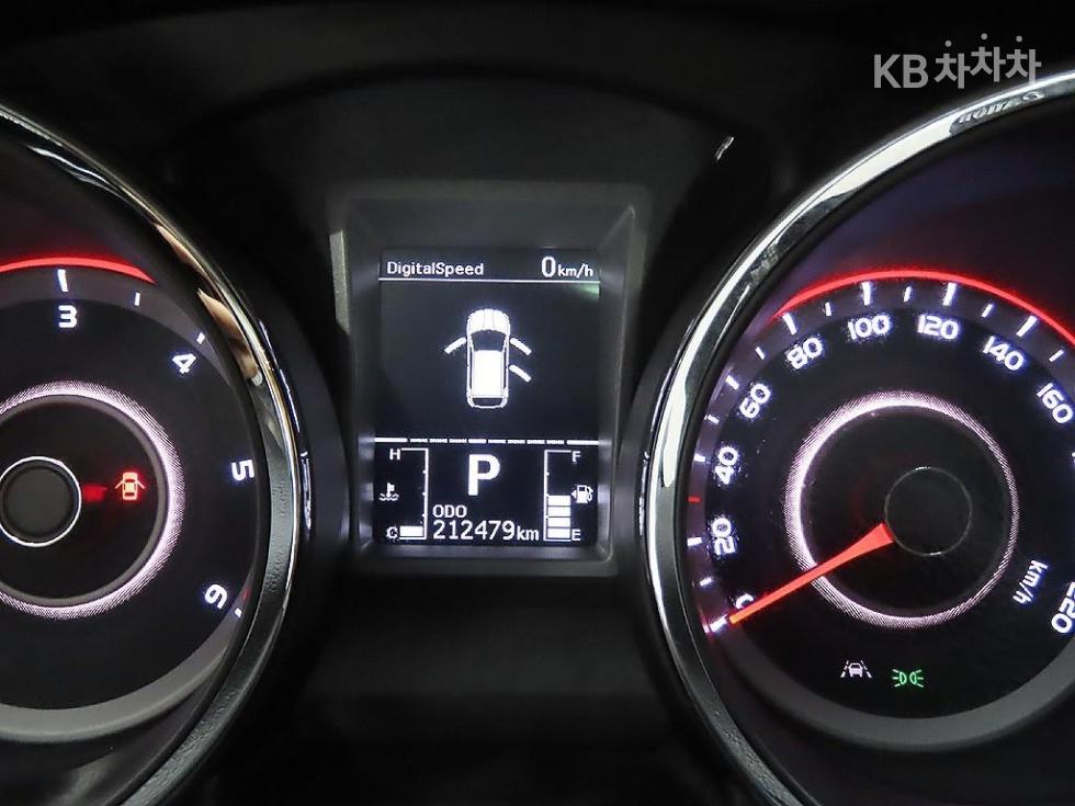 SsangYong Tivoli — miniaturë 6