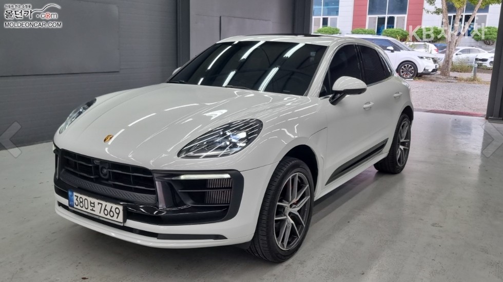 Porsche Макан