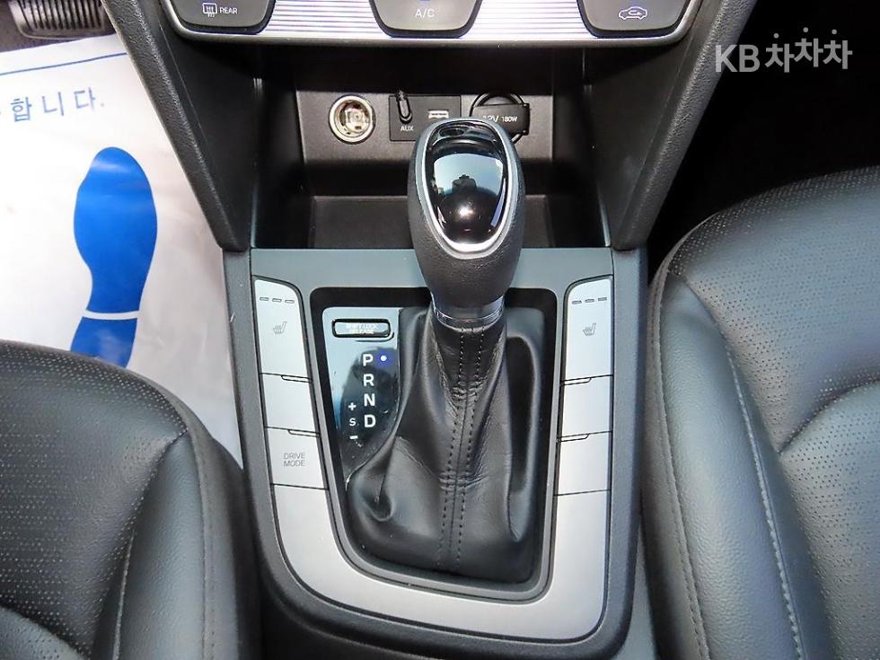 Hyundai Avante — miniaturë 10
