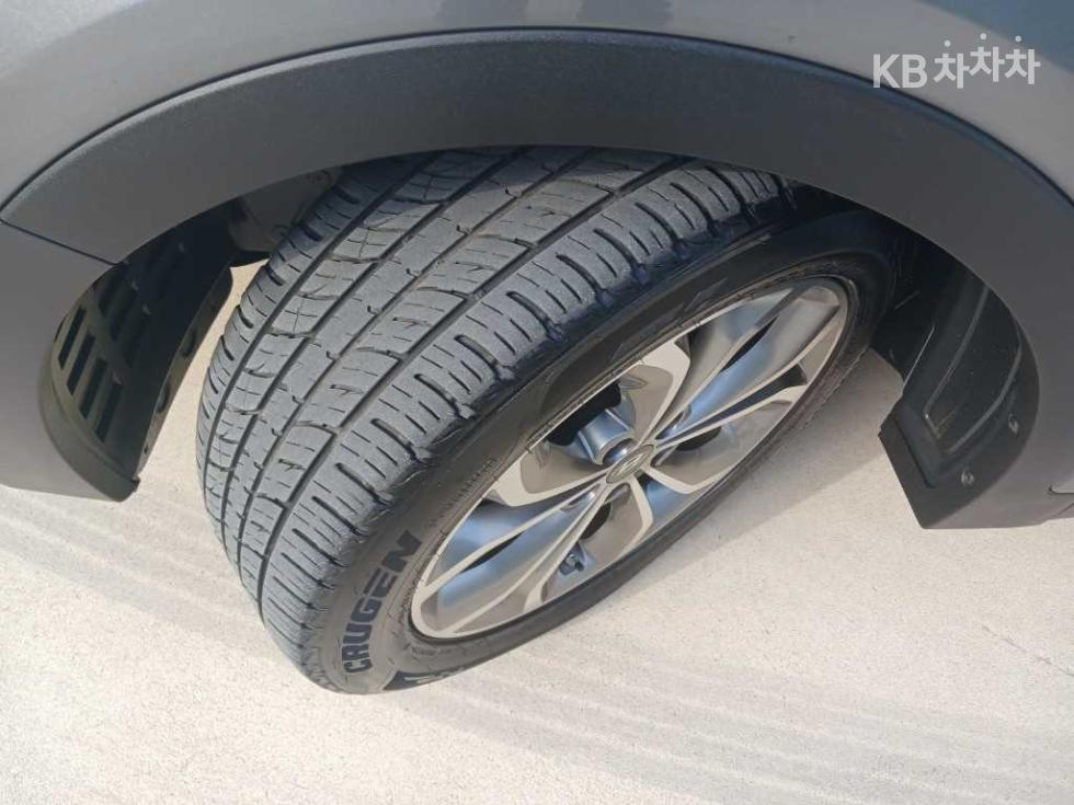 Hyundai Santa Fe — miniaturë 17
