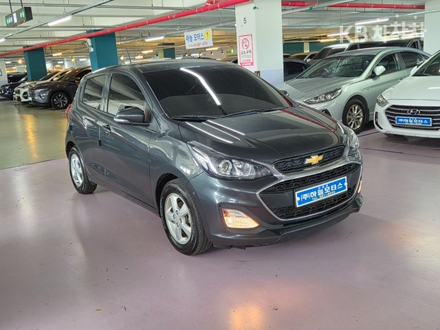 GM Korea Chevrolet Spark BASE MODEL — фото 3