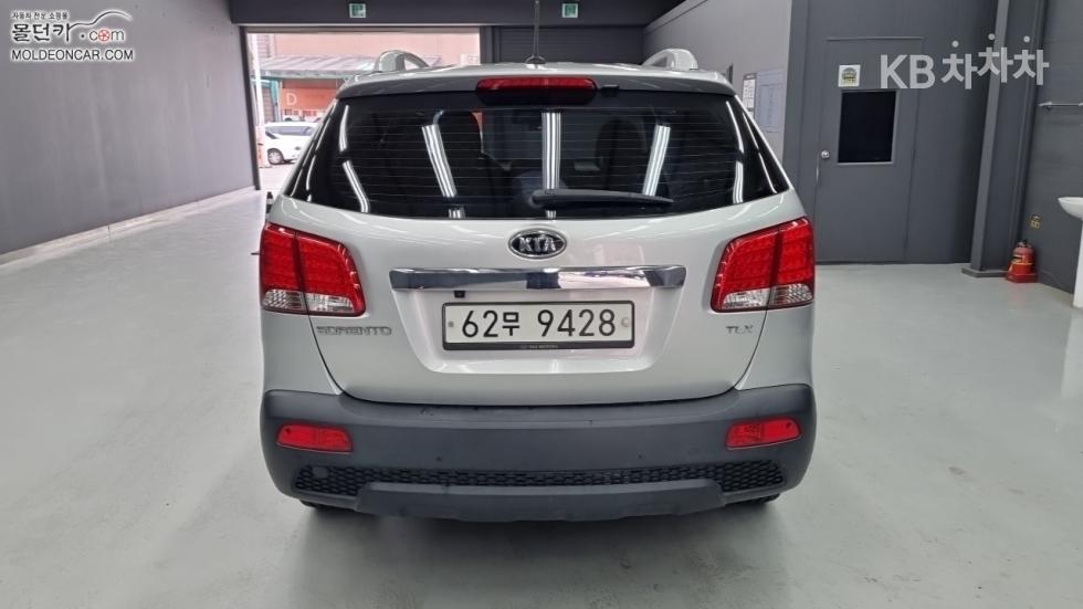 Kia Sorento — miniaturë 4