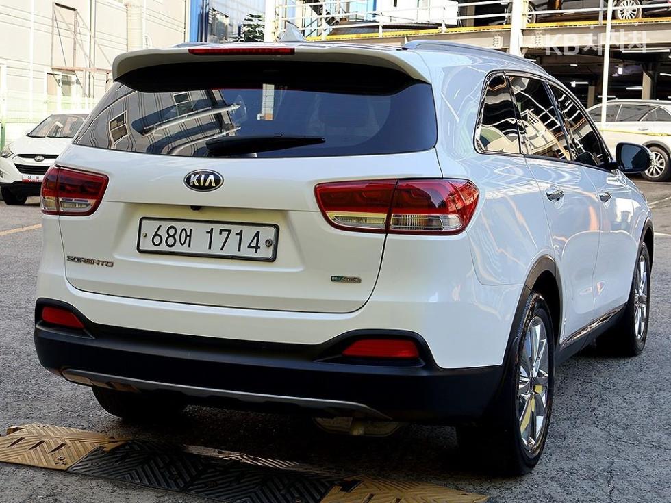 Kia Sorento — miniaturë 4