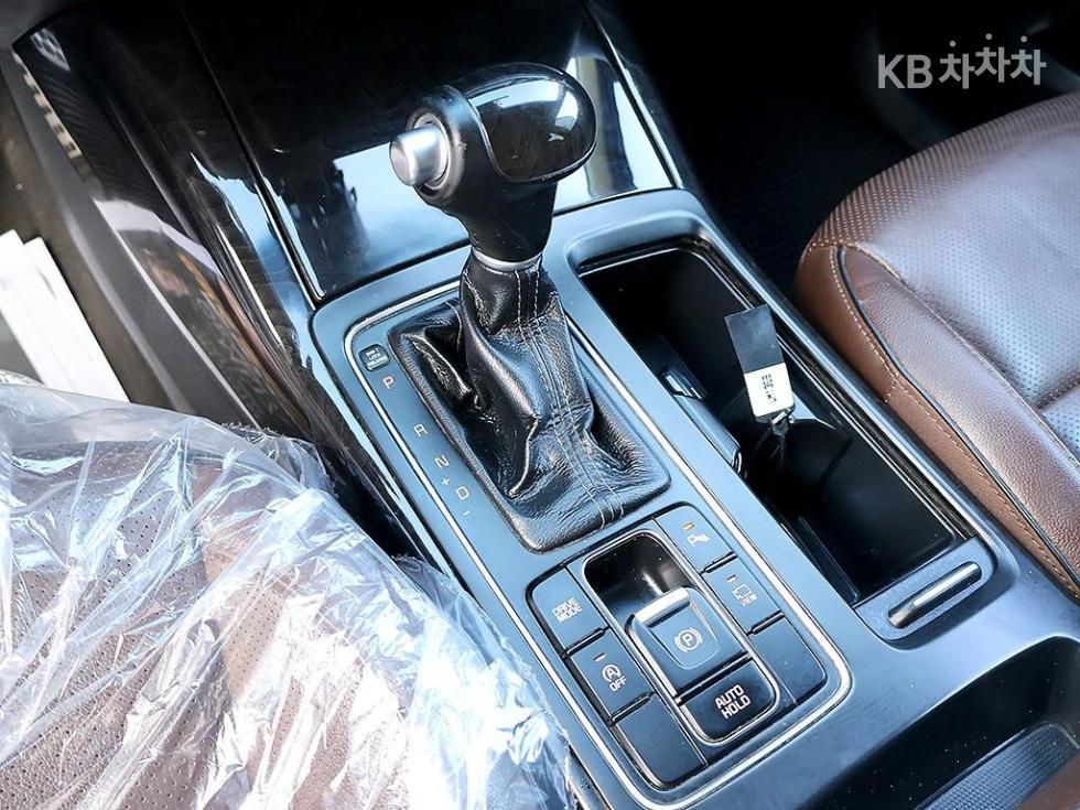 Kia Sorento — miniaturë 7