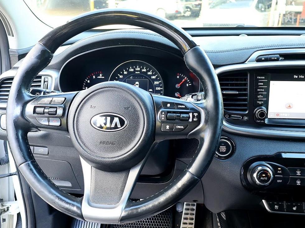 Kia Sorento — miniaturë 8