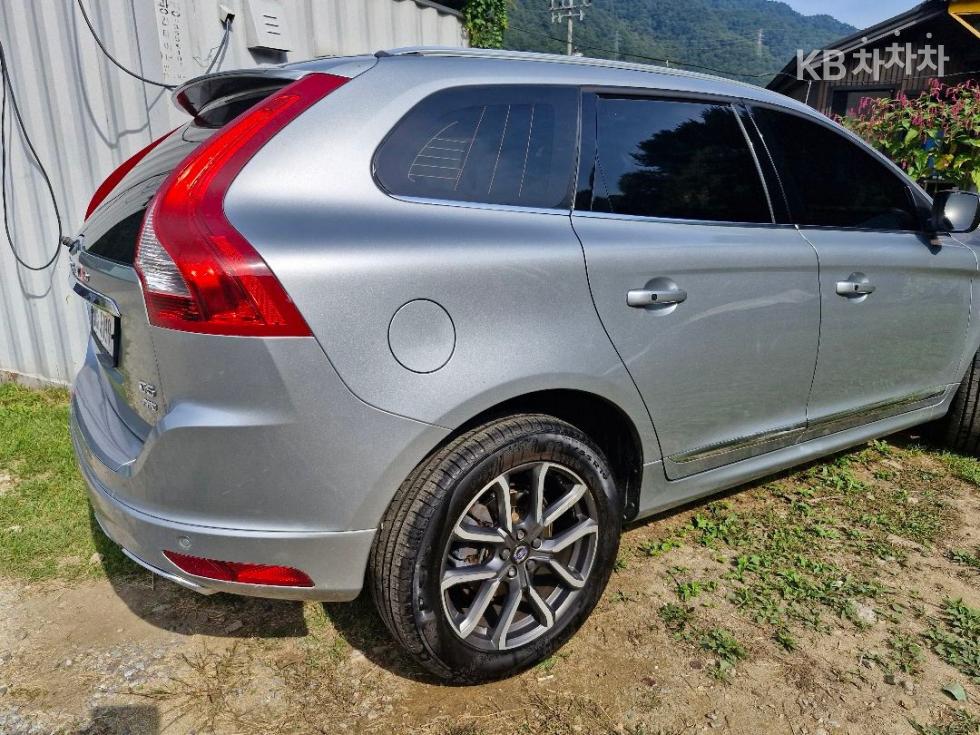 Volvo XC60 — miniaturë 4