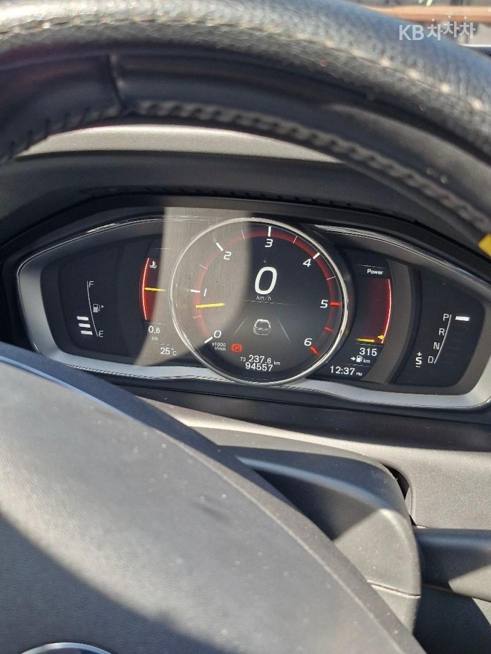 Volvo XC60 — miniaturë 5