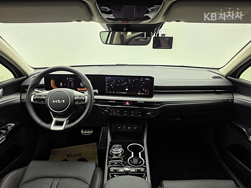 Kia K5 — miniaturë 13
