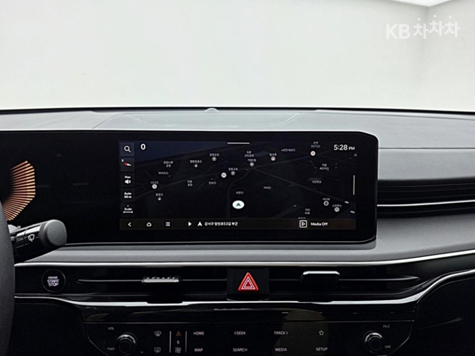 Kia K5 — miniaturë 17