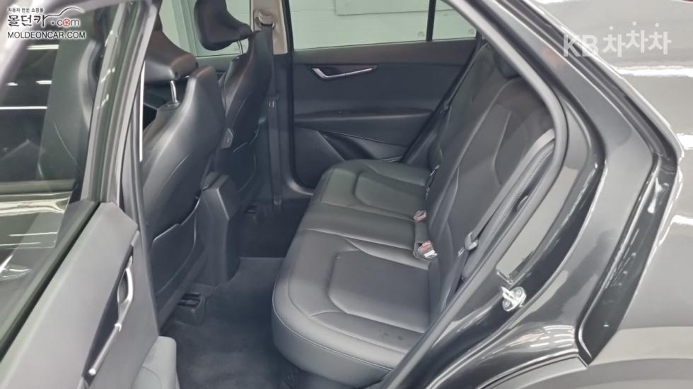 Kia Niro — miniaturë 10