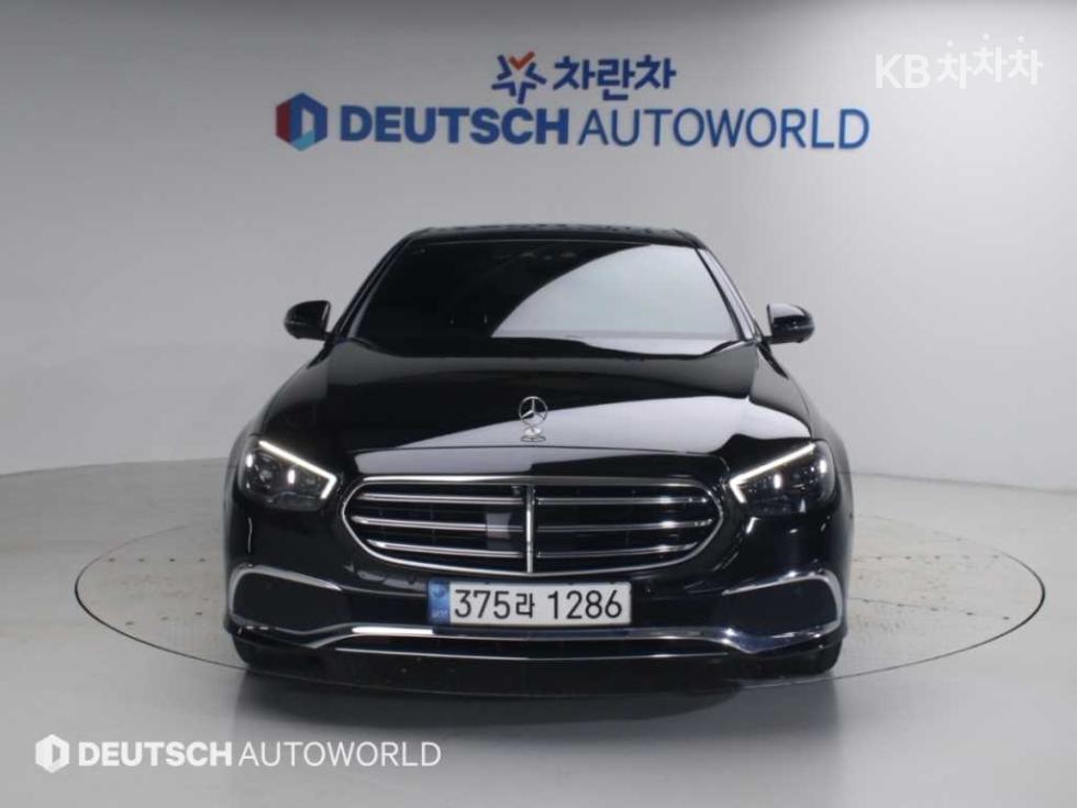 مرسيدس E-Class
