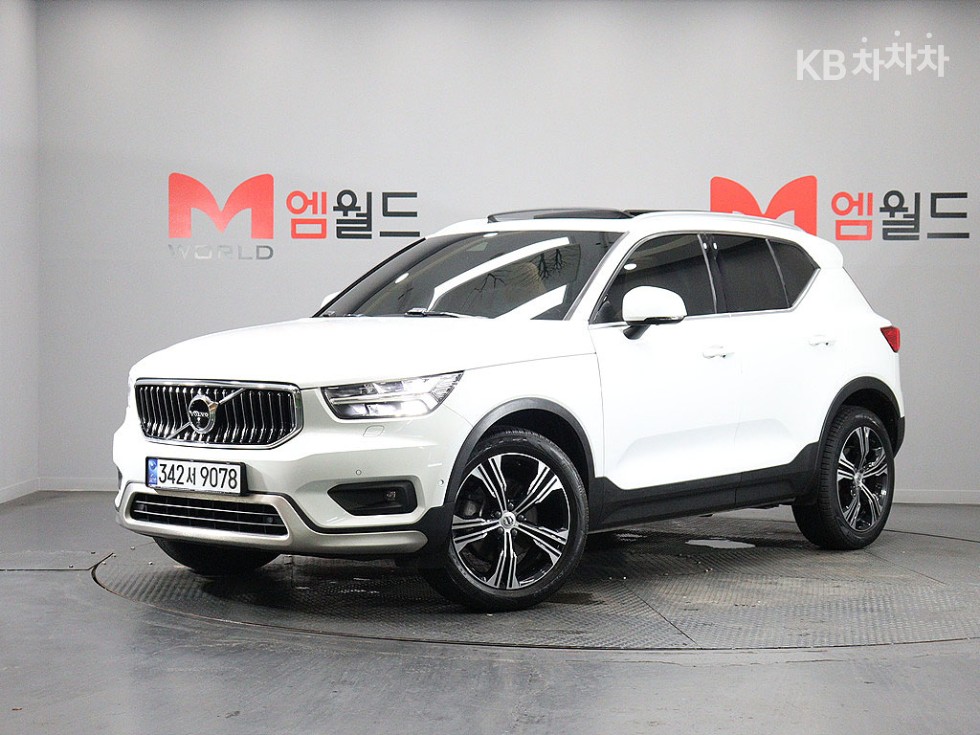 Volvo XC40