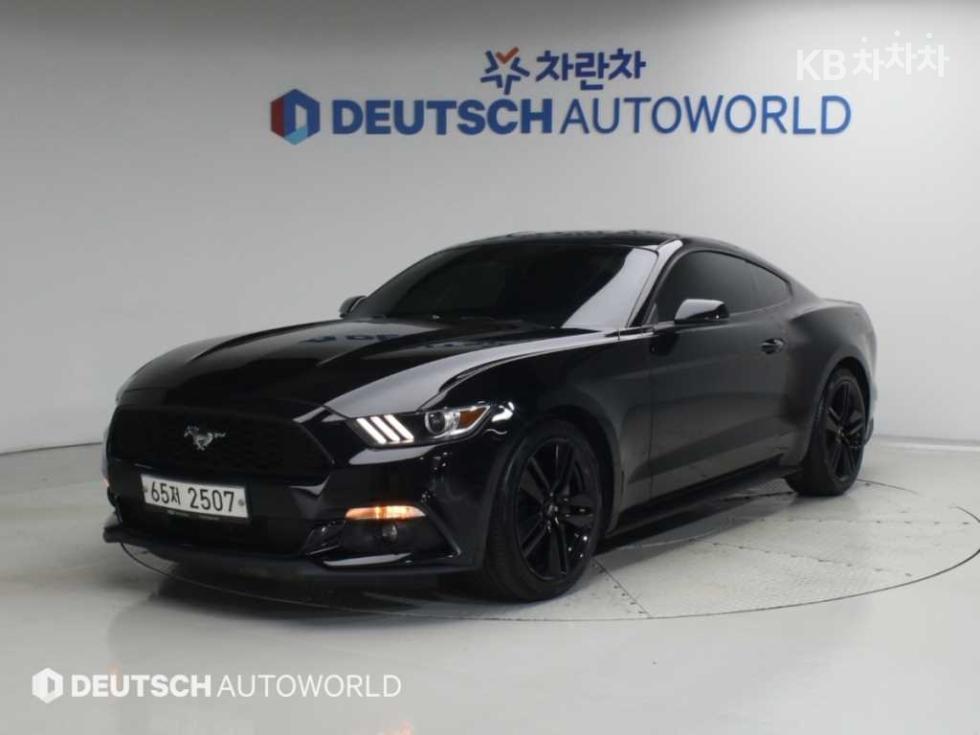 Ford Мустанг