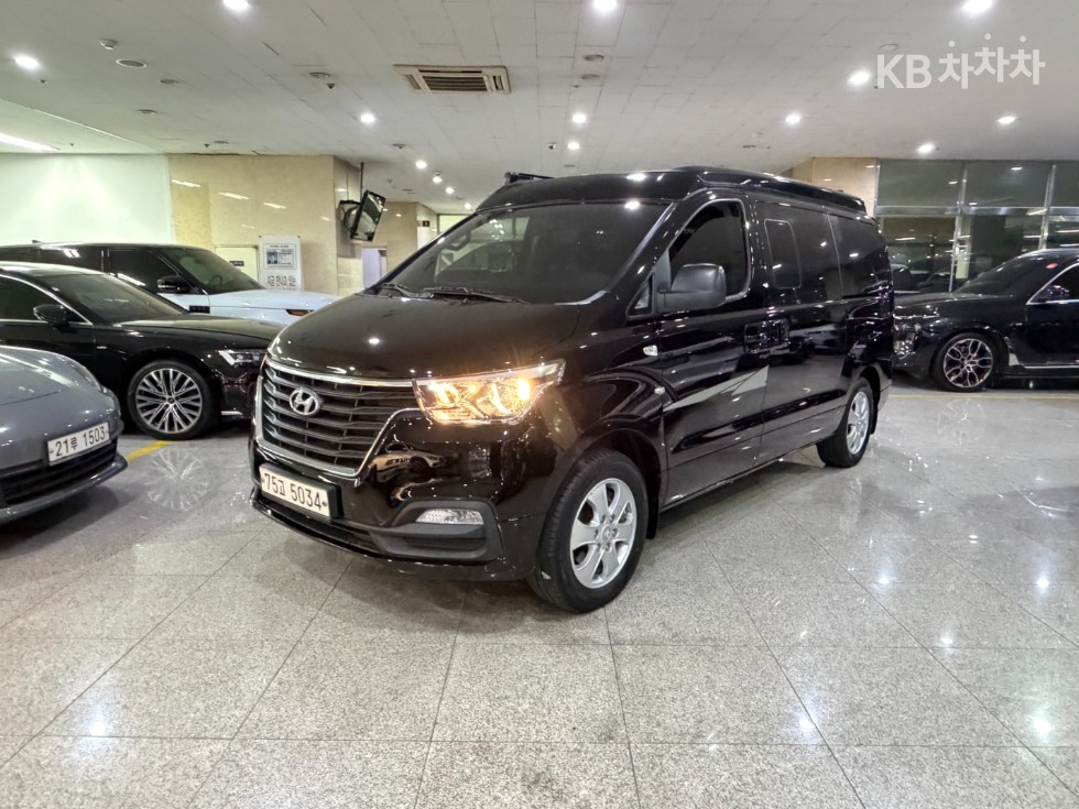Hyundai Grand Starex