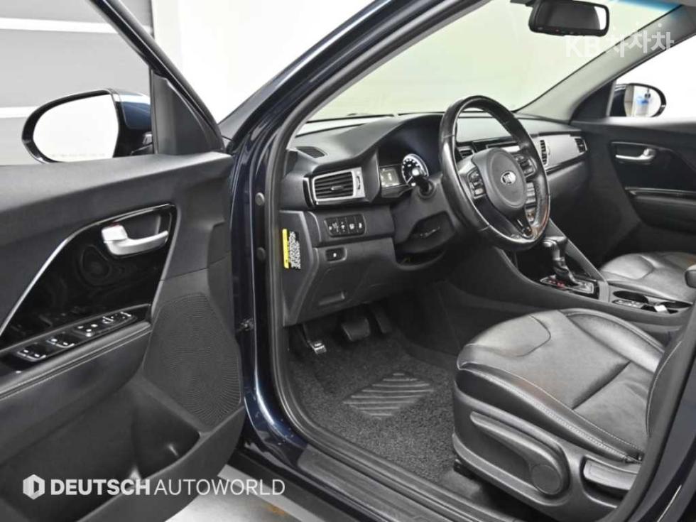Kia Niro — miniaturë 11