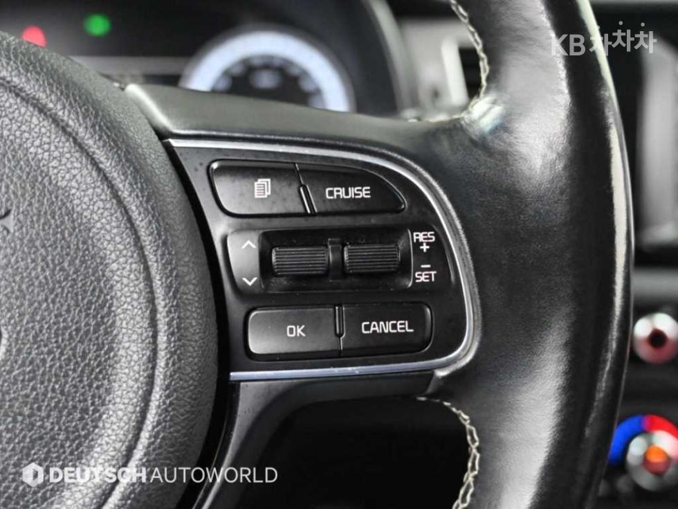 Kia Niro — miniaturë 16