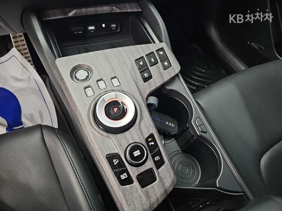 Kia Sportage — miniaturë 8