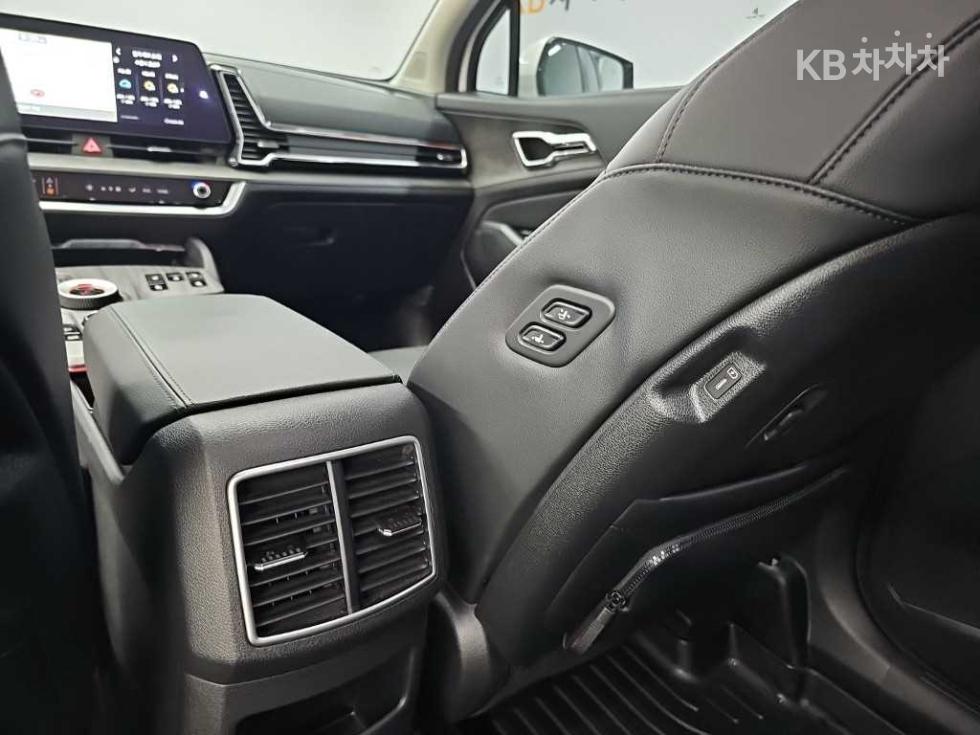 Kia Sportage — miniaturë 13
