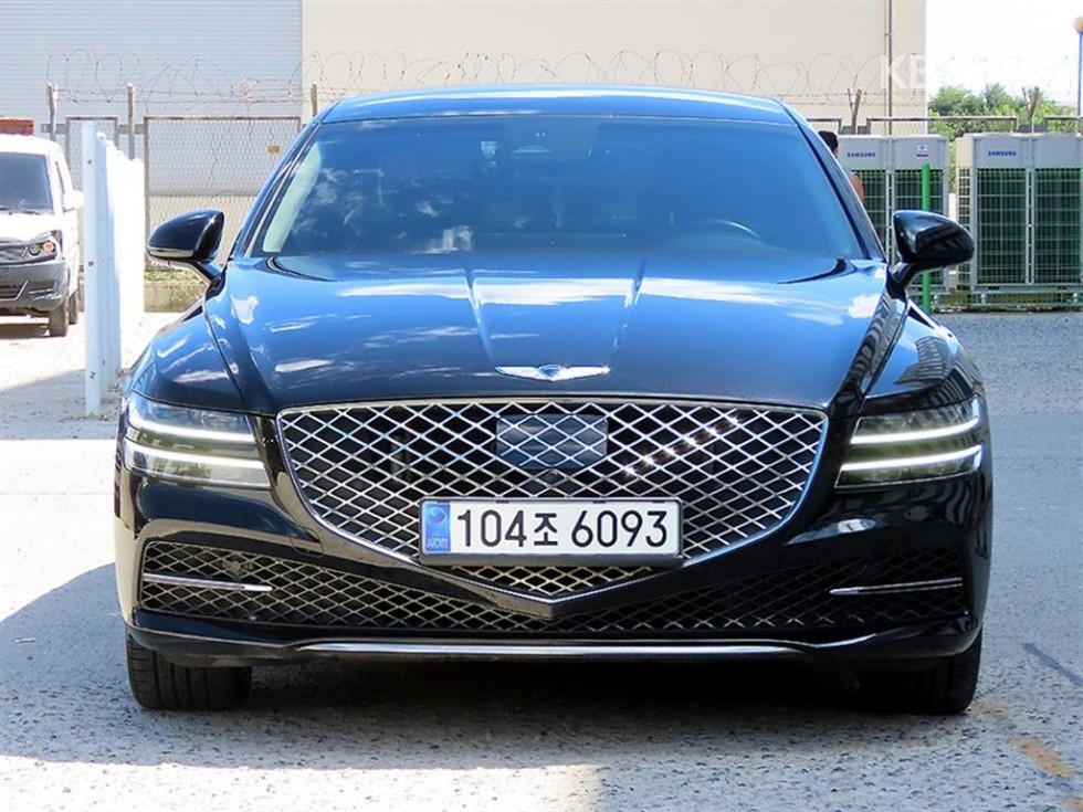 جينيسيس G80