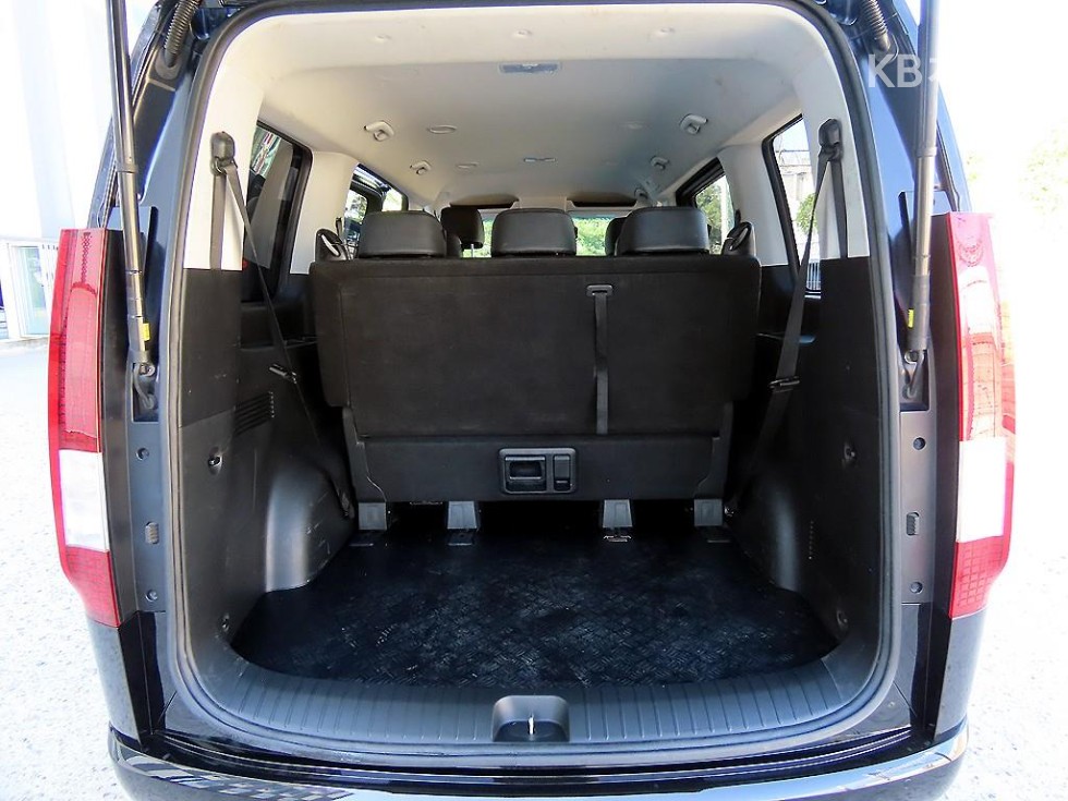 Hyundai Staria — miniaturë 17
