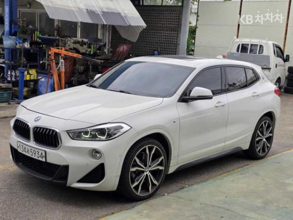 BMW X2