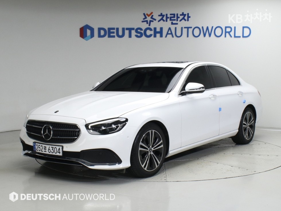 مرسيدس E-Class