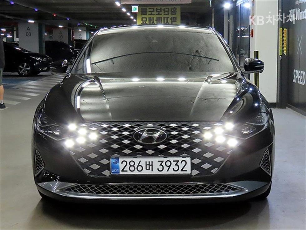 Hyundai Grandeur CALLIGRAPHY — фото 2