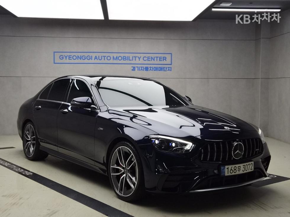 Mercedes-Benz E-Class BASE MODEL — фото 1