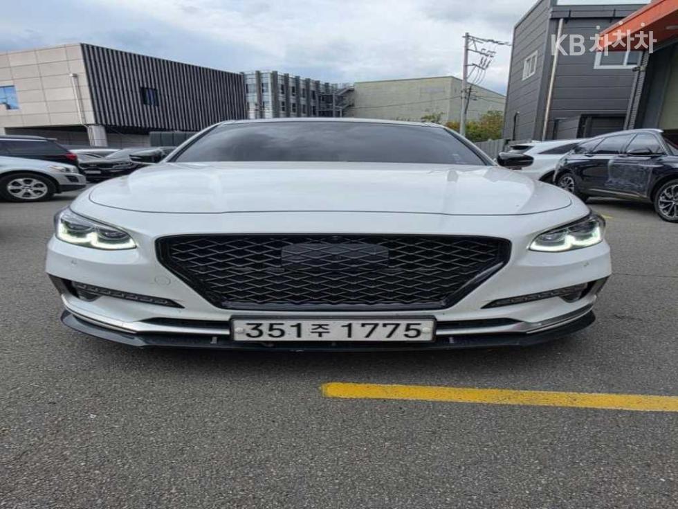 Hyundai Grandeur — фото 1