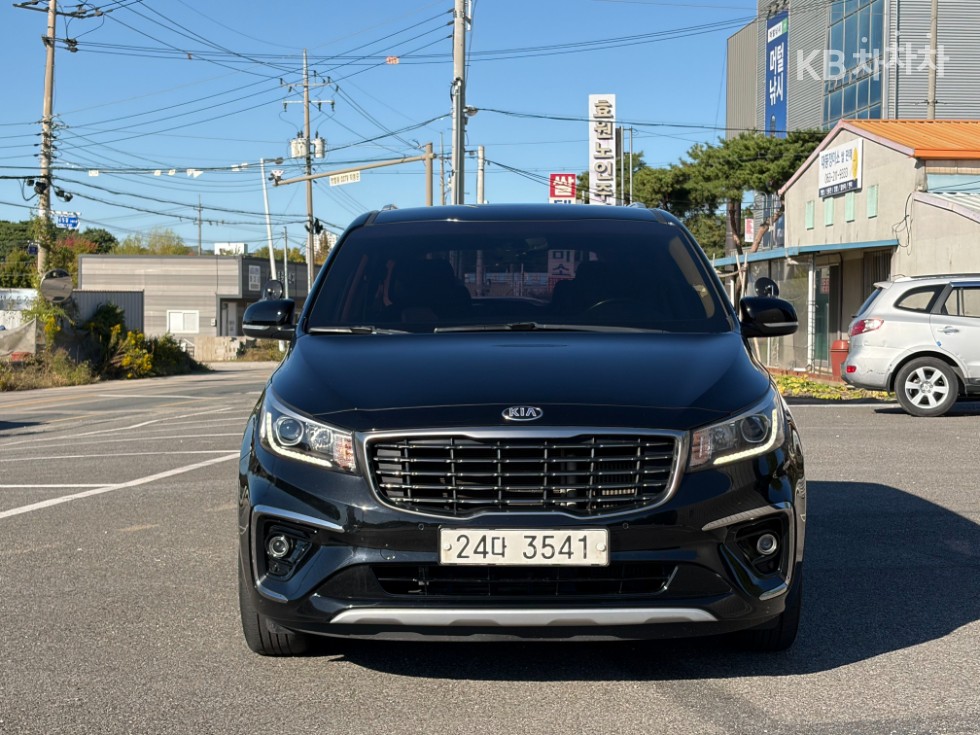 Kia Carnival LUXURY — фото 3