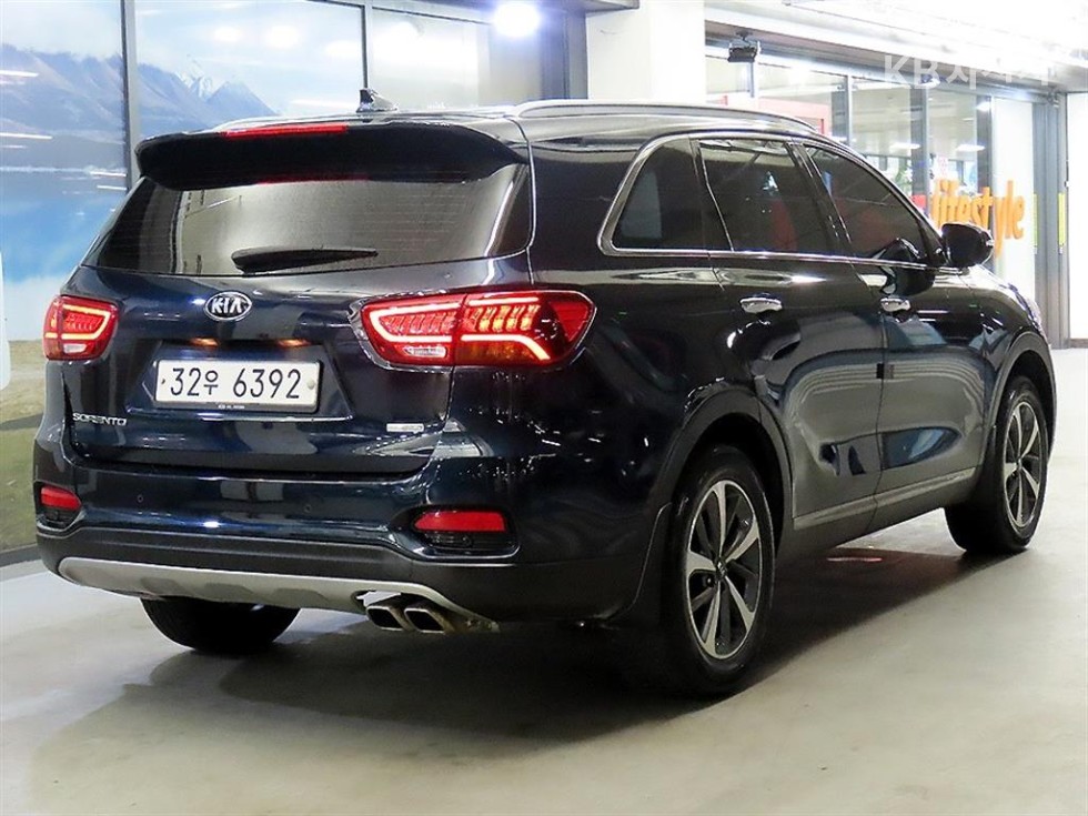 Kia Sorento PRESTIGE — фото 4