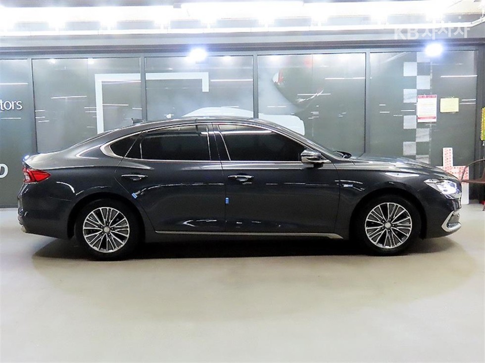 Hyundai Grandeur Special — фото 3