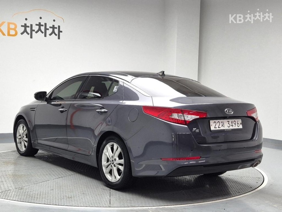 Kia K5 — miniaturë 2