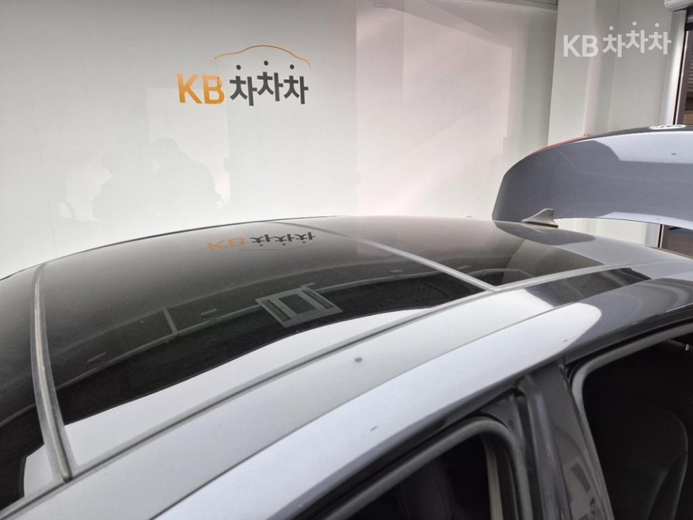 Kia K5 — miniaturë 13
