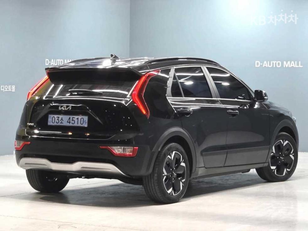 Kia BASE MODEL — фото 3