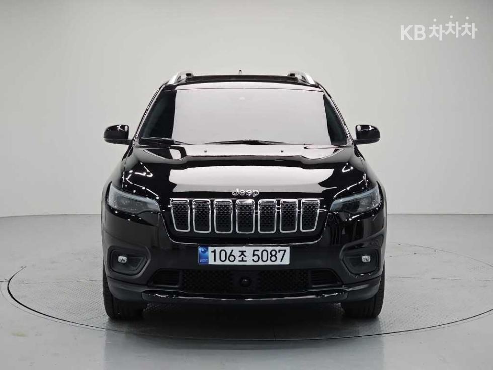 Jeep Cherokee — фото 2