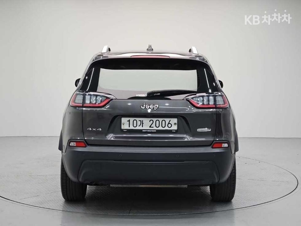 Jeep Cherokee BASE MODEL — фото 3